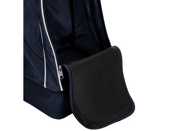 Academy Evo NAV ONE-SIZE Funksjonell og moderne ryggsekk 